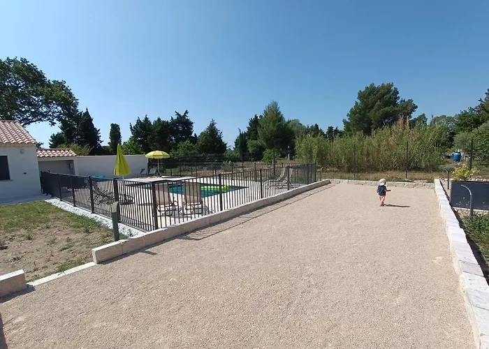 Maison Independante Avec Piscine, 10Min Avignon