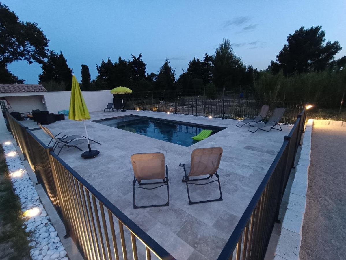 Maison Independante Avec Piscine, 10min Avignon * Pujaut